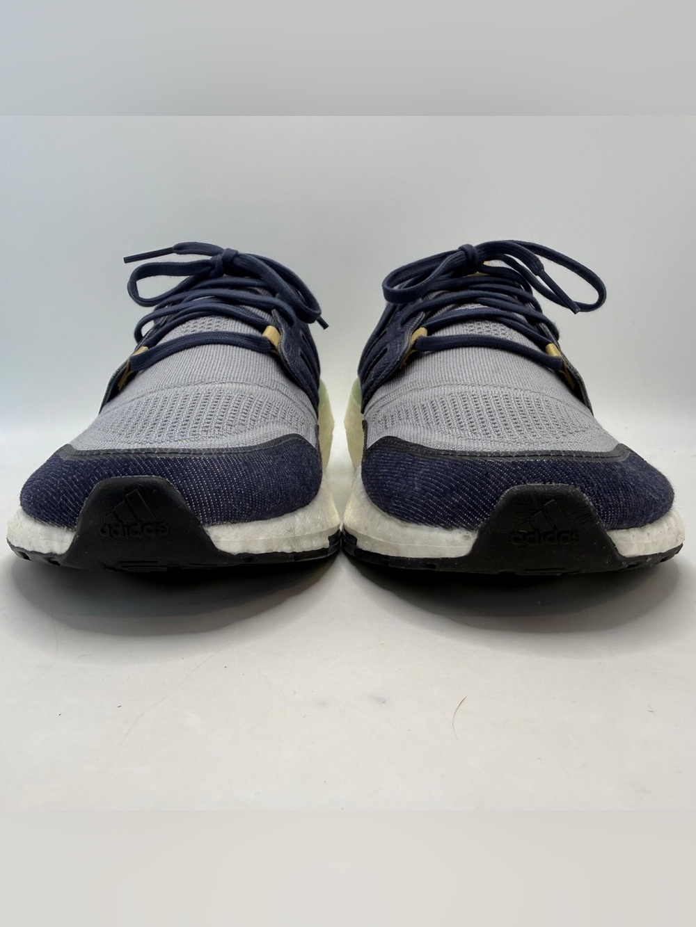 Adidas Ultraboost 22 Parley Men’s 11.5 Gray Navy Running Shoes - Picture 4 of 8